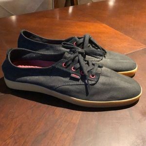 Reef deck hand originals size 11